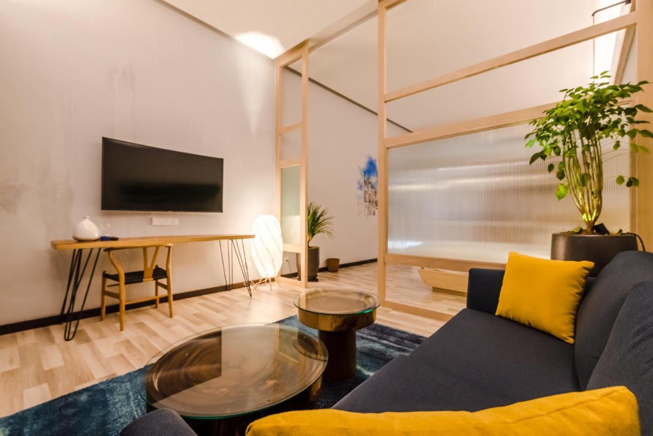 Tien Hotel Georgetown Extérieur photo